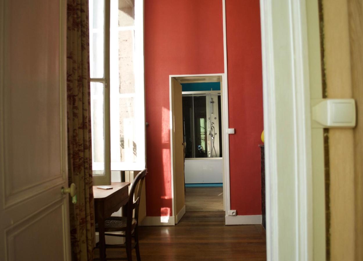 Bed and Breakfast Yxie - Manoir Des Arts Villeblevin Exterior foto
