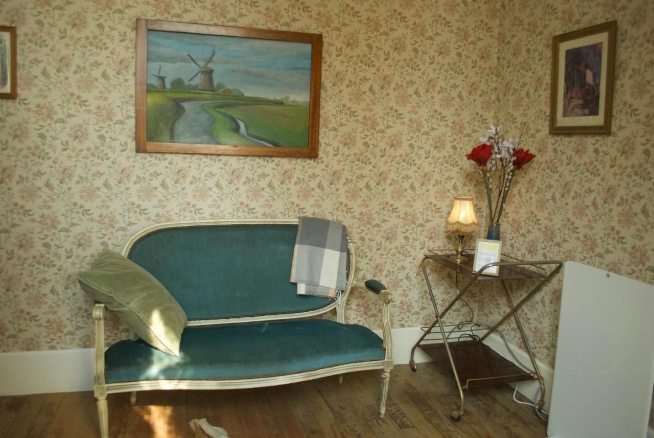 Bed and Breakfast Yxie - Manoir Des Arts Villeblevin Exterior foto