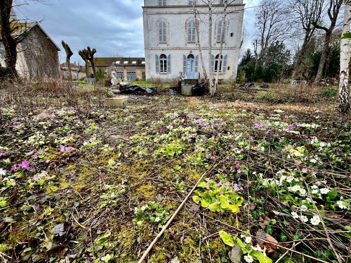 Bed and Breakfast Yxie - Manoir Des Arts Villeblevin Exterior foto