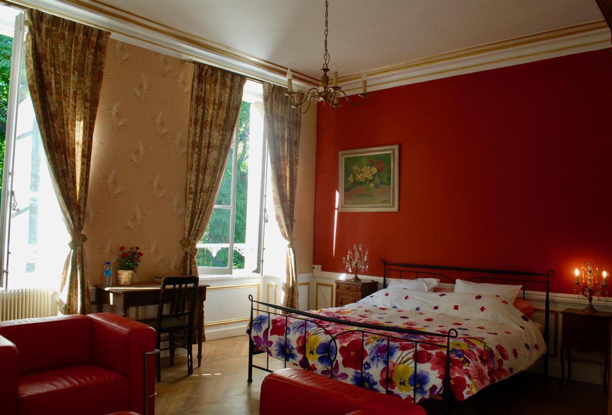 Bed and Breakfast Yxie - Manoir Des Arts Villeblevin Habitación foto