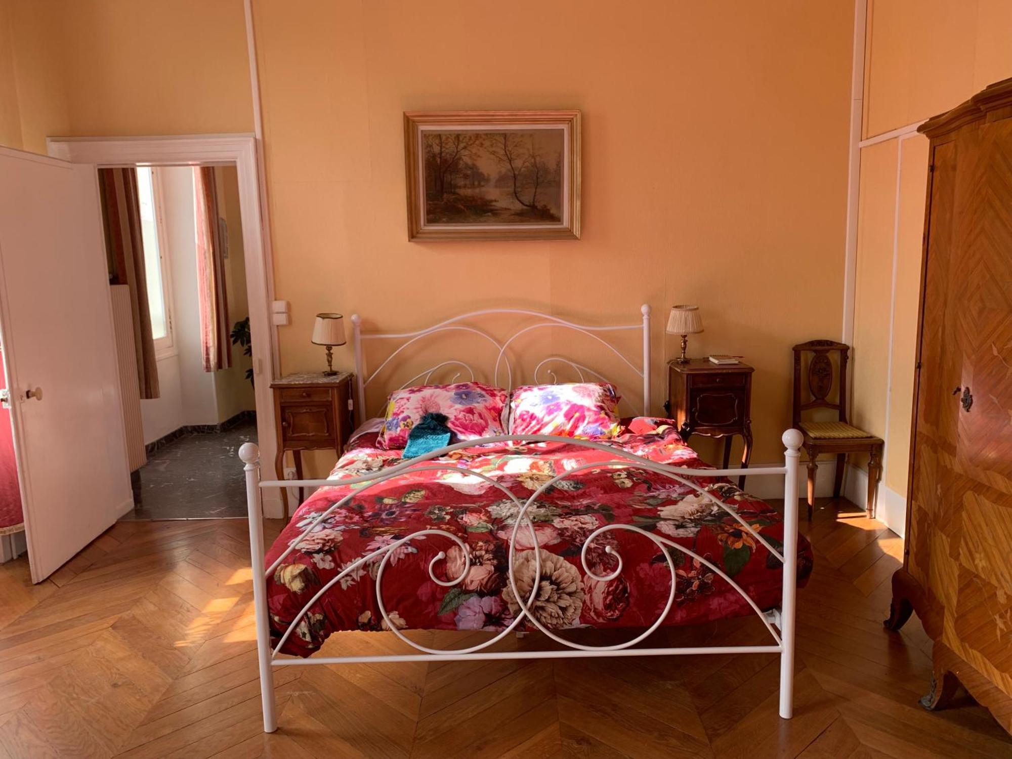 Bed and Breakfast Yxie - Manoir Des Arts Villeblevin Habitación foto