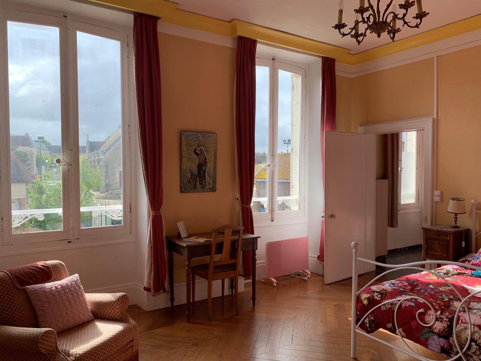 Bed and Breakfast Yxie - Manoir Des Arts Villeblevin Habitación foto
