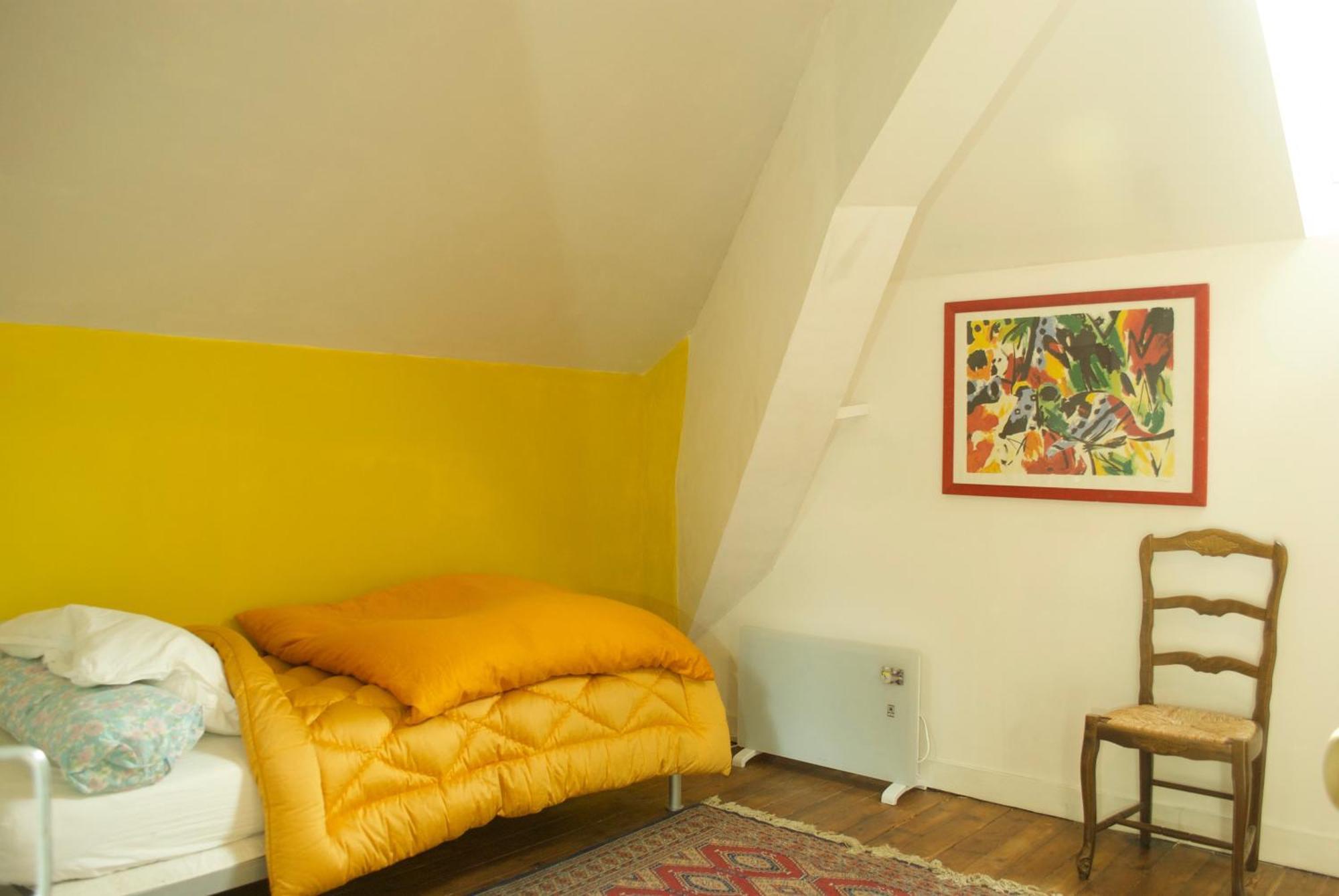 Bed and Breakfast Yxie - Manoir Des Arts Villeblevin Habitación foto