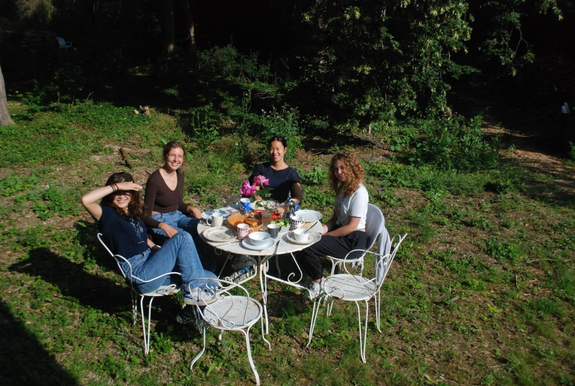 Bed and Breakfast Yxie - Manoir Des Arts Villeblevin Exterior foto