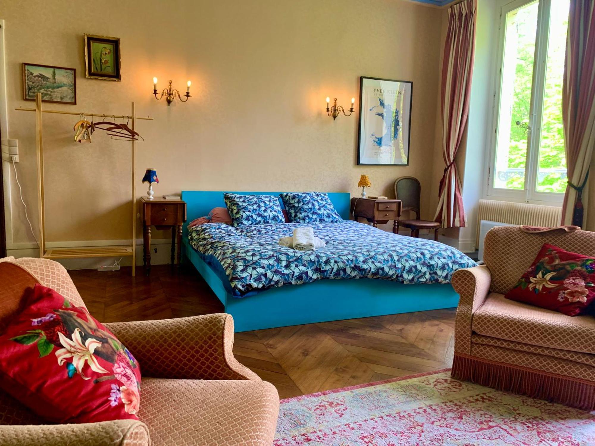 Bed and Breakfast Yxie - Manoir Des Arts Villeblevin Habitación foto